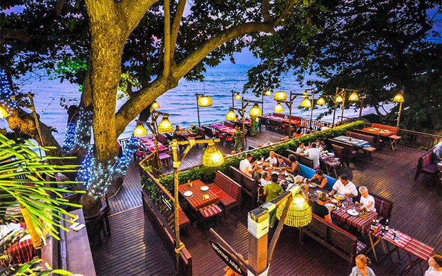 Cabbages & Condoms Restaurant Pattaya