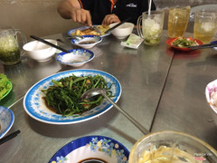Rau muống xào tỏi