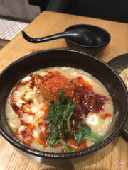 Bát soup của Ramen nhúng