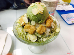 Kem tuyết trà xanh