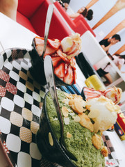 Bingsu trà xanh và dâu tây