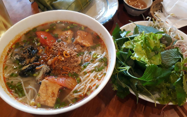Bún Bò & Bún Riêu