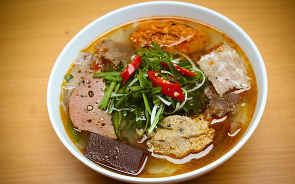 Diễm - Hủ Tiếu & Bún Bò Huế