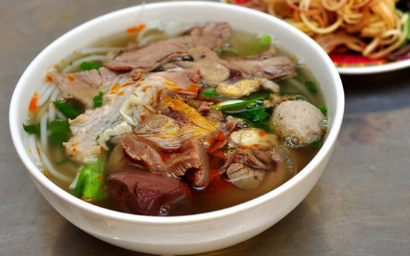 Linh Uyên - Bún & Phở Bò