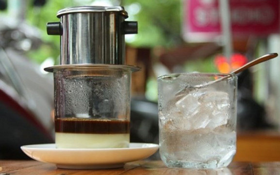 Bến Xuân Cafe