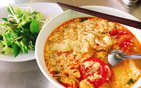 Nguyên Phong - Quán Bún Riêu