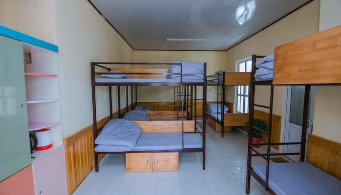 Dốc Đá Hostel