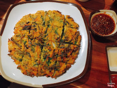 bánh xèo hải sản gogi