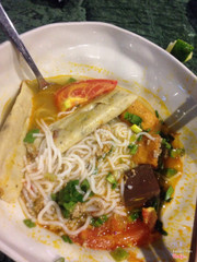 Bún riêu đồ đông lạnh