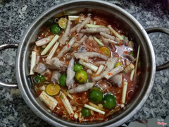 Chân gà sả tắc