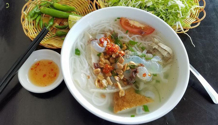 Cô Bảy - Bún Cá & Chả Mực