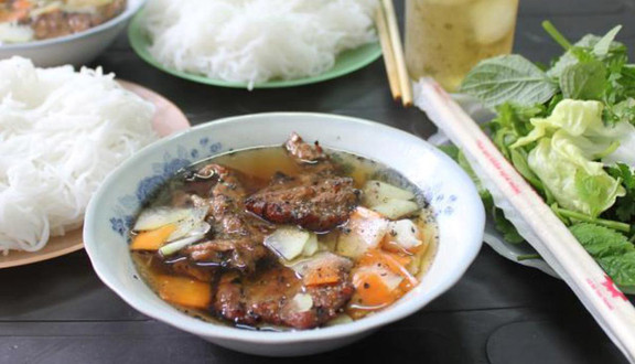 Cô Mai - Bánh Cuốn Nóng & Bún Đậu Mắm Tôm