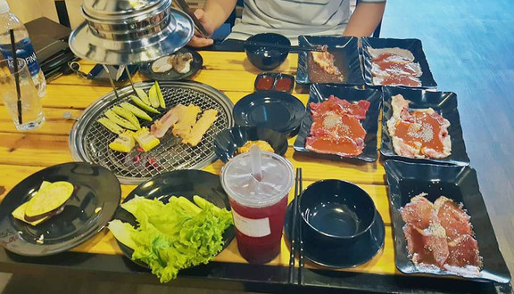 Queen BBQ & Hot Pot