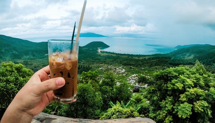 Hòn Đá Cụ Rùa Cafe