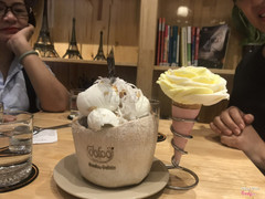 Đảo kem + kem hoa hồng