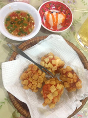 Bánh mì j đó sốt mayonnaise