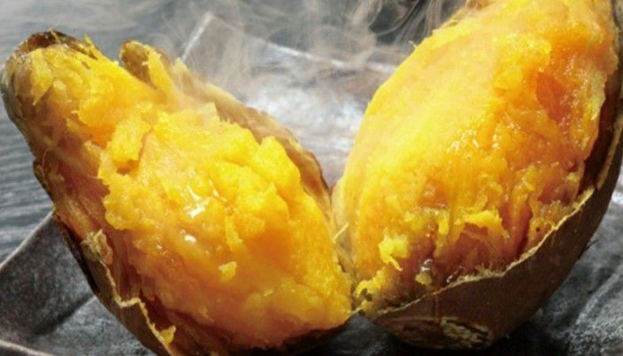 Ngô Nướng & Khoai Nướng - Chùa Láng - Đầu Ngõ 157 Chùa Láng