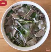 Phở tái nạm viên