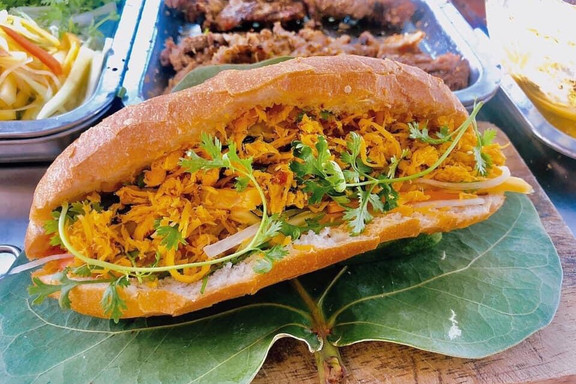 Bánh Mì Cô Nu - Nguyễn Thiện Thuật