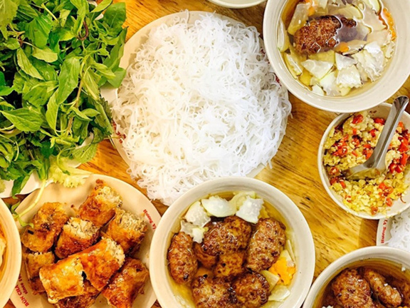 Bún Chả Đầu Cầu Since 1987 - Điện Biên Phủ