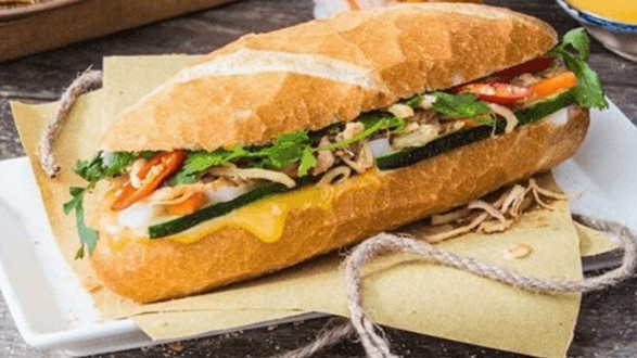 XEBAMI - Bánh Mì & Trà Sữa - 819 Nguyễn Ái Quốc