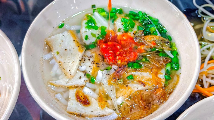 Bánh Canh Chả Cá Nha Trang Go79 - Hoàng Hoa Thám