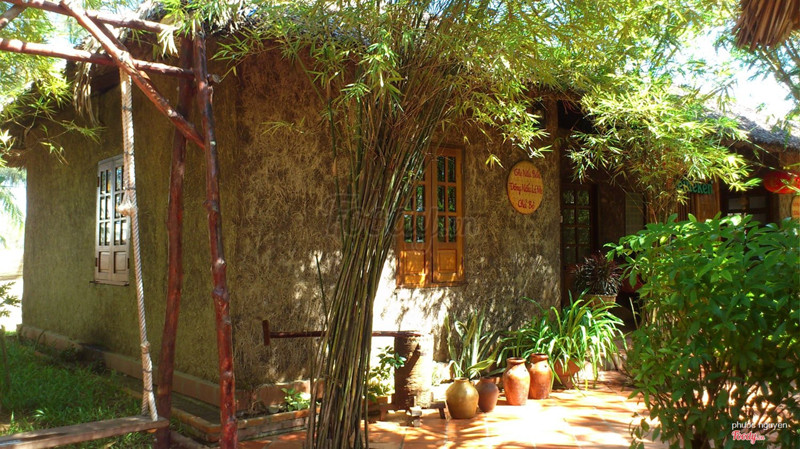 nhà tranh vách đất