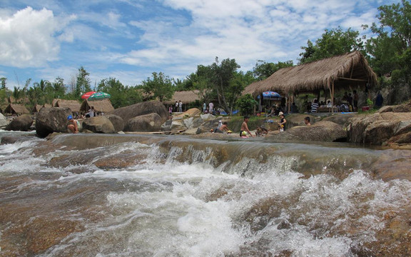 Waterland Suối Thạch Lâm