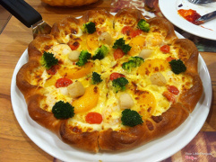 pizza nhiệt đới