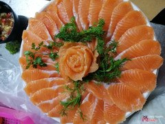 Sashimi cá Hồi