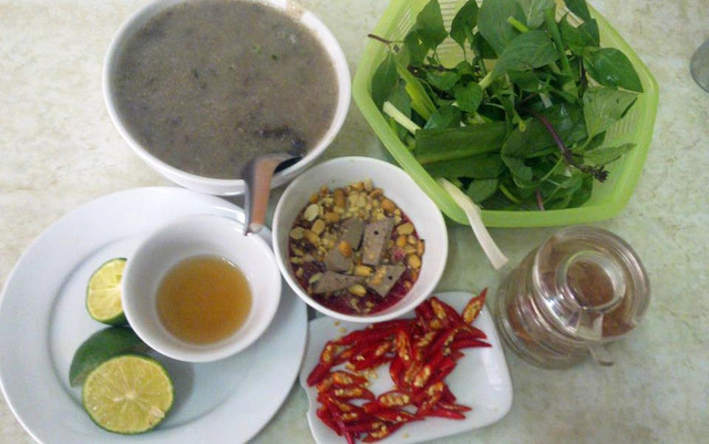 Đồng Yến - Cháo Lòng Tiết Canh & Vịt Cỏ Vân Đình