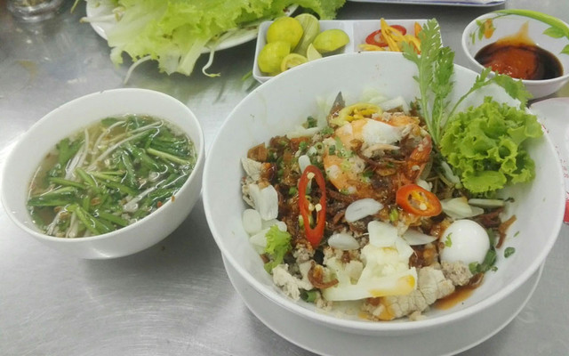 Hủ Tiếu Mì