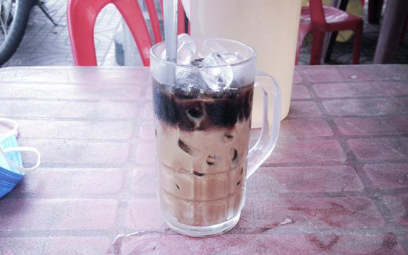 Coffee House - Tạ Quang Bửu