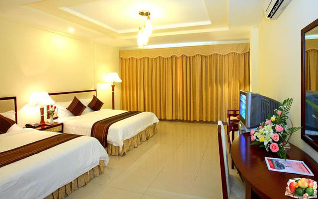 Star Hotel - Hòa Mã