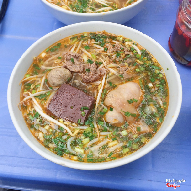 Bún bò huế