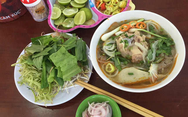 Thắng Lợi 2 - Bún Bò & Hủ Tiếu