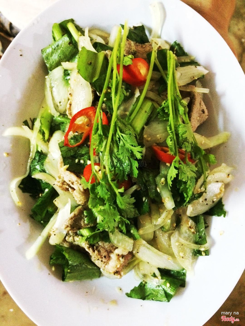 Bò Tái Chanh