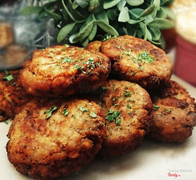 Delicious crabcakes with dill mayonnaise