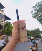 Cửa hàng Dingtea khu Ngọc Lâm pha chế đồ uống khá nhanh, phục vụ tốt