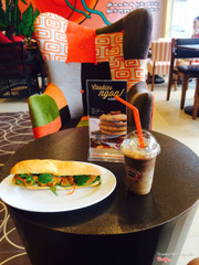 Cafe 29k, banh mi 19k