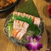 Sashimi bụng cá hồi