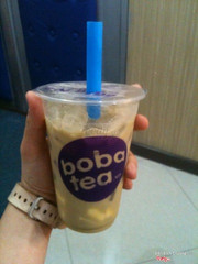 trà xanh sữa + thạch socola trắng + flan trứng