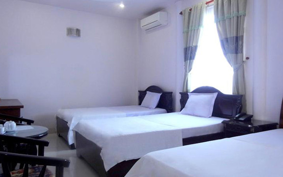 Tân Bảo Anh Hotel