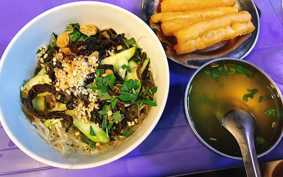 Cô Loan - Miến Lươn