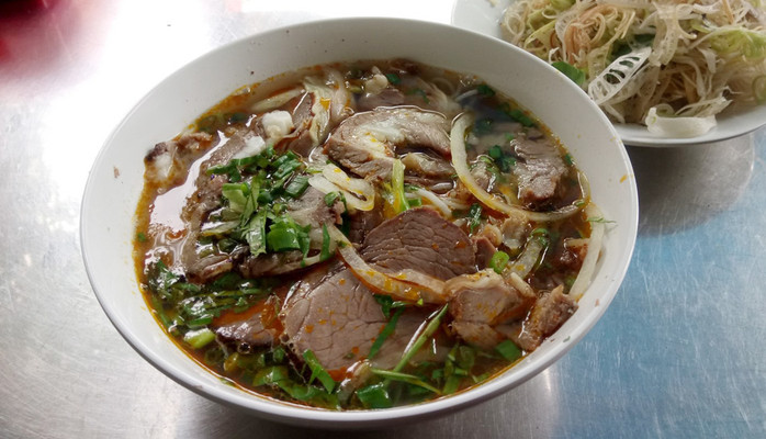 Bún Bò Sông Hương