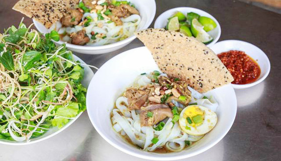 Mì Quảng Gà & Bún Riêu Cua