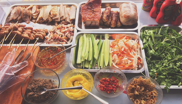 Bánh Mì Nóng Giòn Buôn Mê Thuột