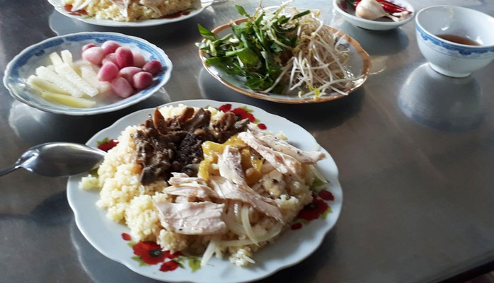 Cơm Gà Bà Huế