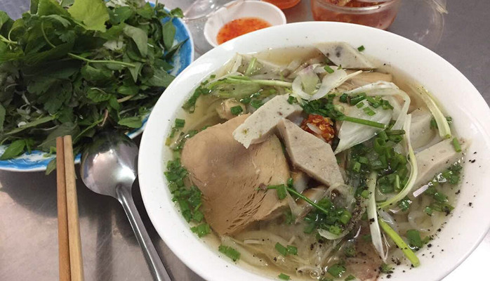 Nha Trang 79 - Bánh Mì & Bánh Canh Chả Cá