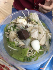 Bánh canh Hai Nhiên, không 1 con tôm, thịt mỏng như tờ giấy